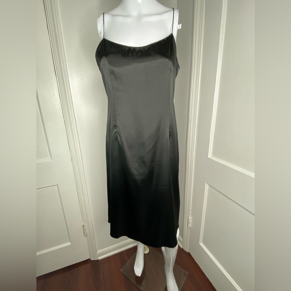 TERI JON by RICKIE FREEMAN Elegant Black Slip Dress Lining.
